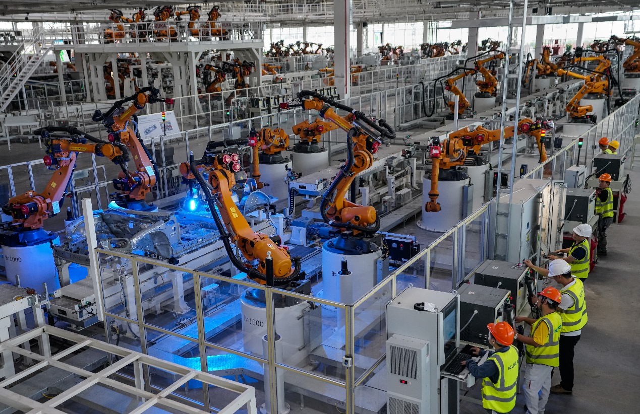 提質降本，智造未來 恒大“黑燈工廠”開啟工業自動化新篇章